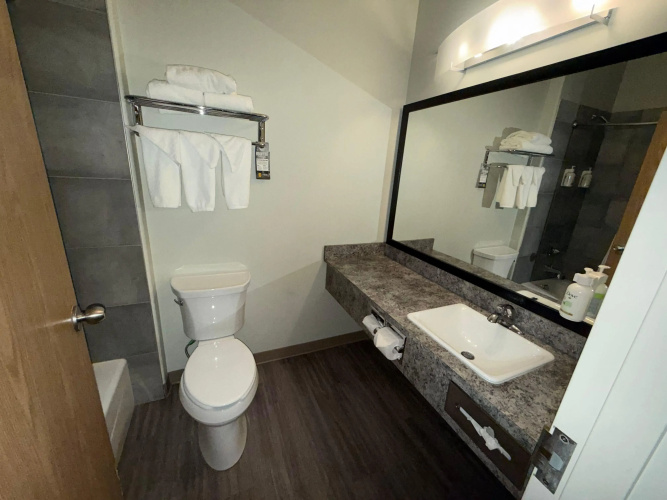 Super 8 by Wyndham Fort St. John BC