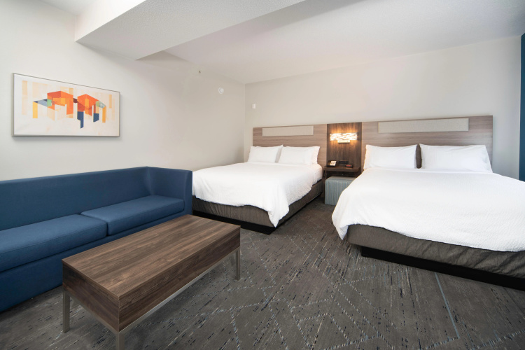HOLIDAY INN EXPRESS & SUITES INDIANAPOLIS - EAST by IHG