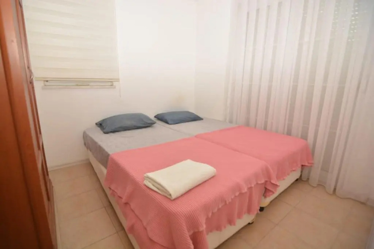 Bella Villa 6