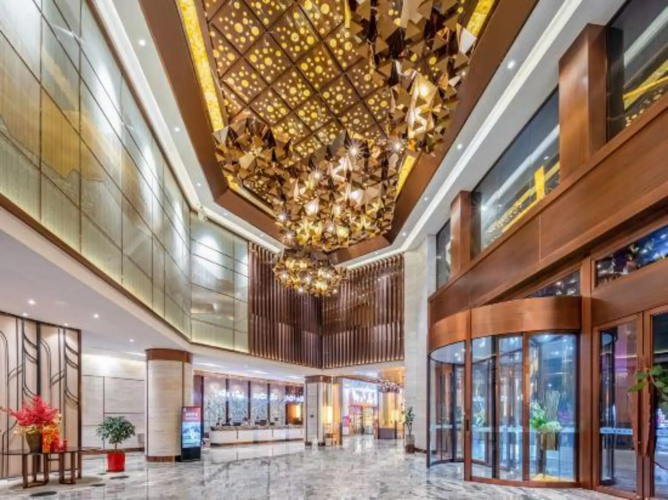 Qianlong Hotel