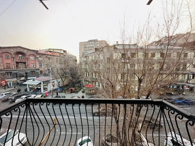 Tumanyan 12 TopHouse