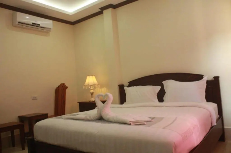 888guest house