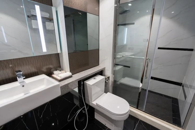 One Euphoria Luxe Hotel