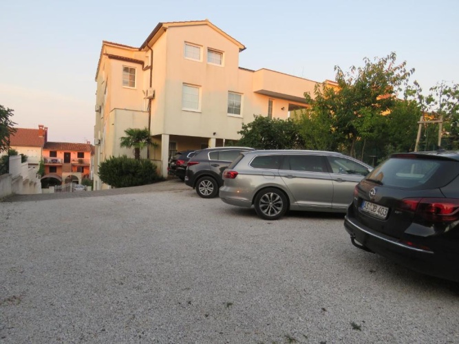 2 Bedrooms Comfort Apartment with balcony and with sea view