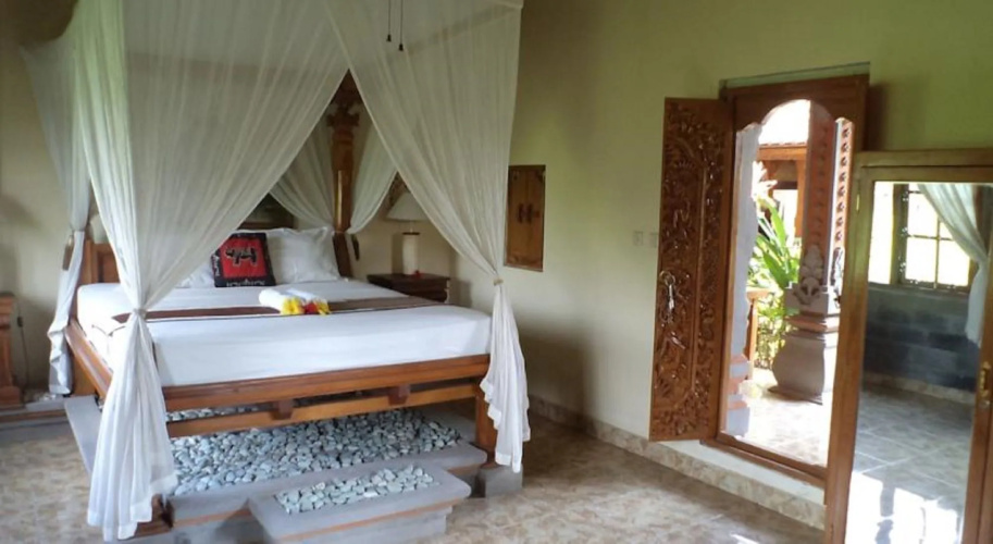 Ala's Green Lagoon Hotels