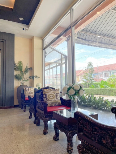 AK Terrace