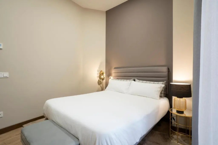 De La Guardia Suite 2