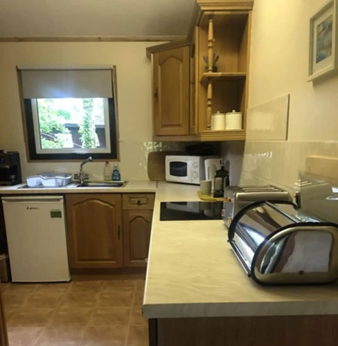 2 Bedrooms Cottage with garden view
