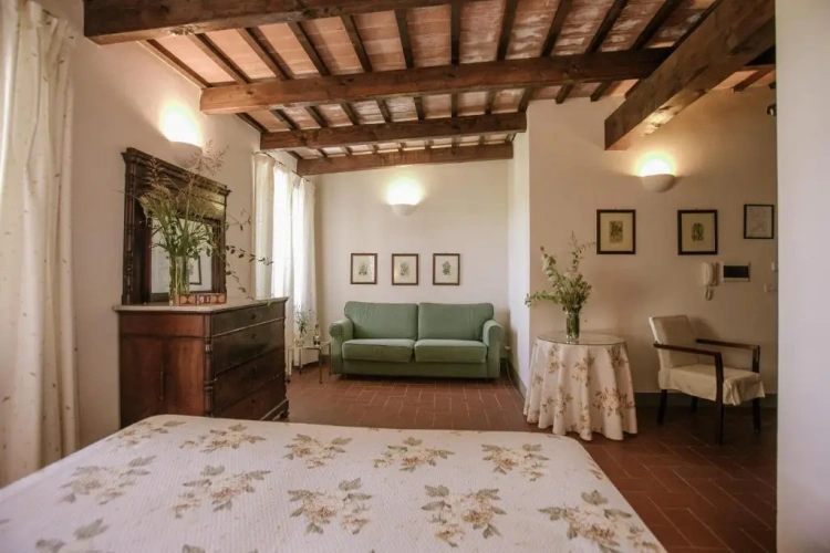 Standard Double room with view