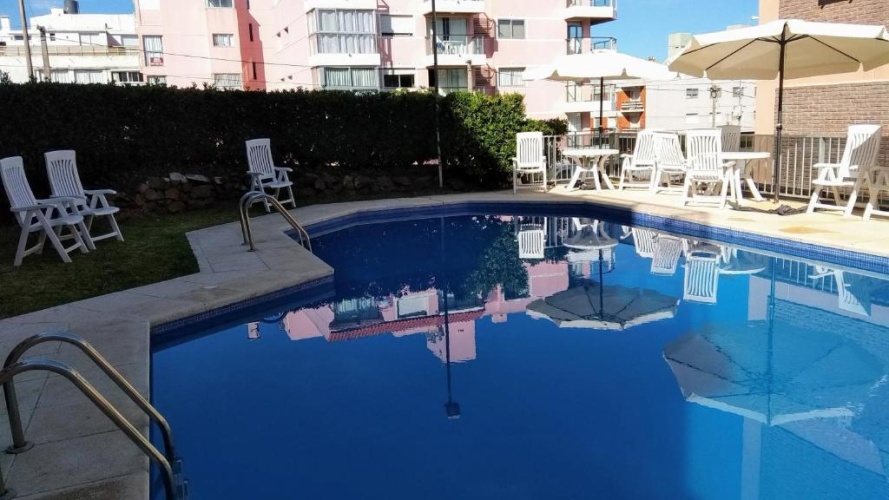 2 Bedrooms Apartment with view
