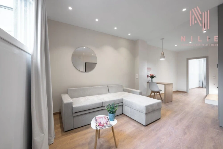 1 Bedroom Apartment with river view