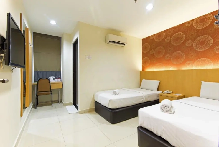 Standard Twin room