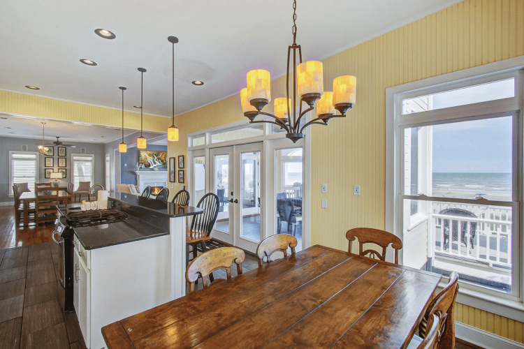 508 Ocean by Avantstay Waterfront, Pool, Beach