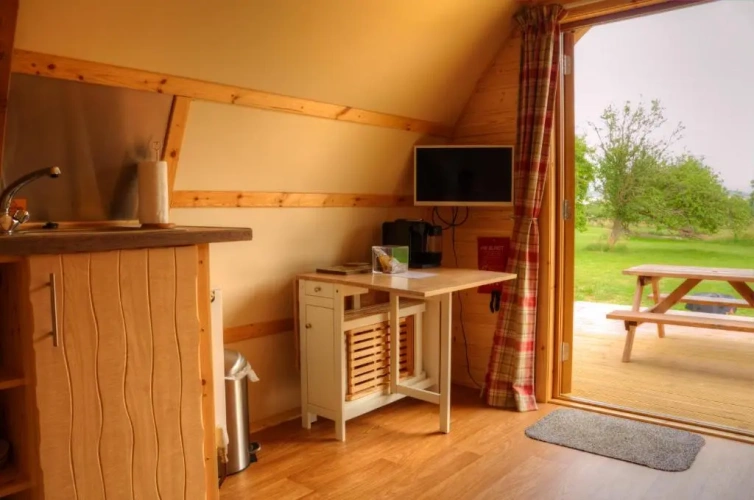 Studio with garden view