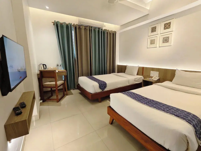 Hotel Nandini