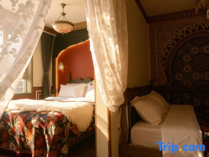 Family Suite with courtyard view