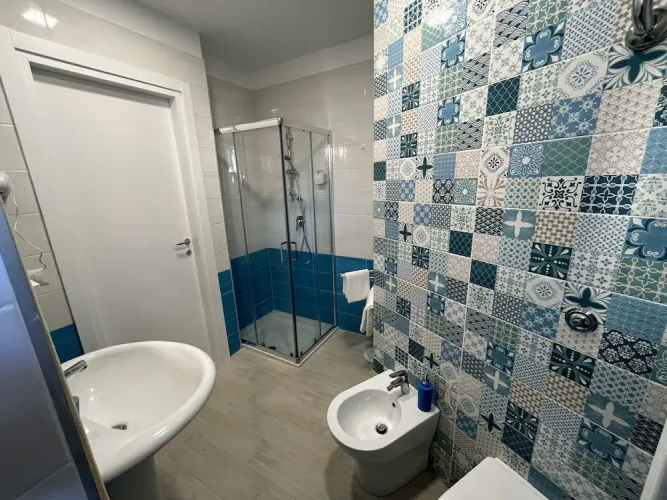 F.Rooms Napoli Via Sementini