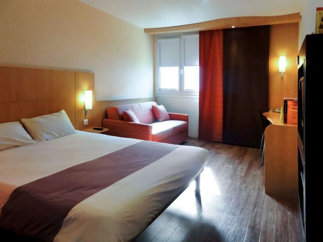 ibis Roanne