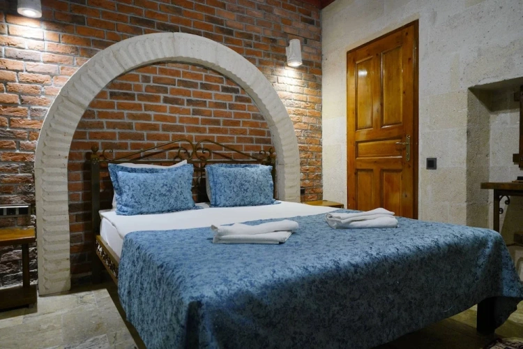 1 Bedroom Standard Double room with balcony and with view