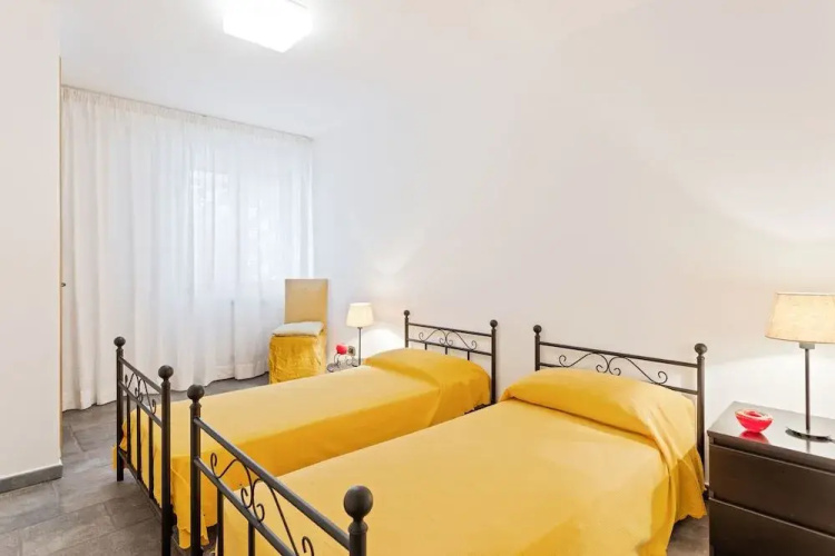 Penelope Seaview Apartment