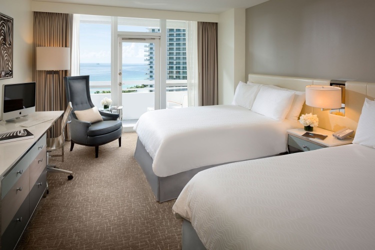 Fontainebleau Miami Beach photo 11