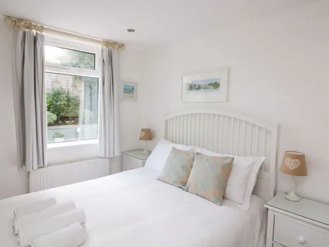 1 Camperdown Lodge