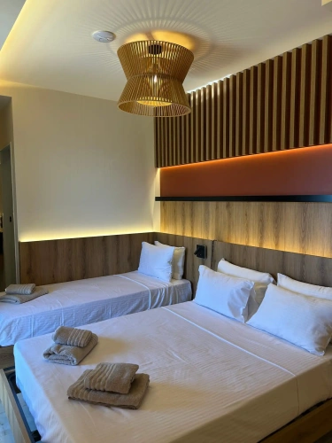 Standard Triple room with sea view