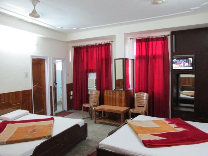 Quadruple Suite