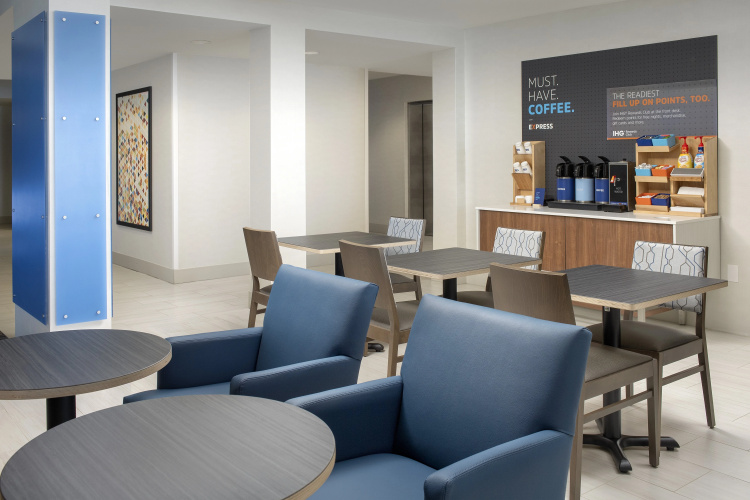 Holiday Inn Express Jacksonville Beach photo 25