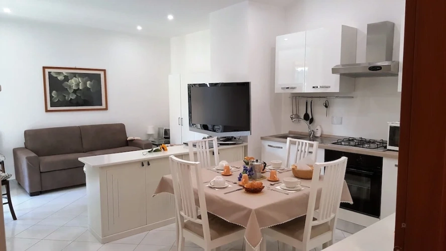 1 Bedroom Apartment