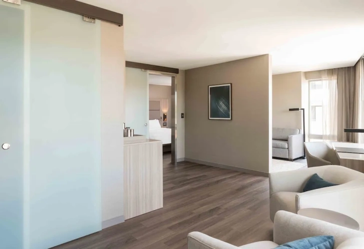 1 Bedroom Suite