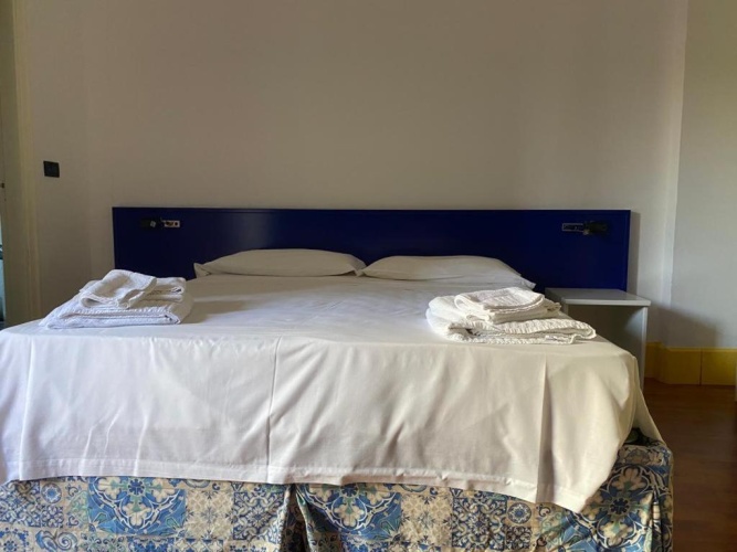 Standard Triple room with balcony