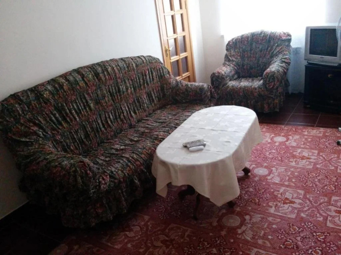Erazank Hotel