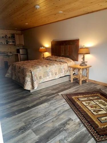 Deluxe Double Suite