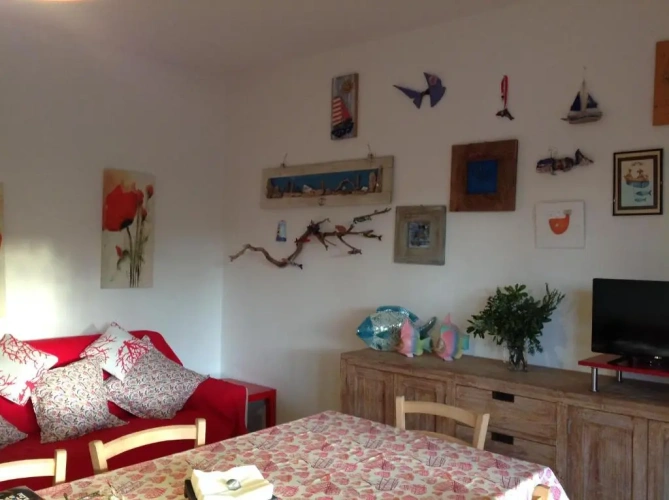 3 Bedrooms Cottage