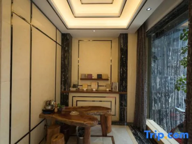 Gui Gui Jia Ri Hotel