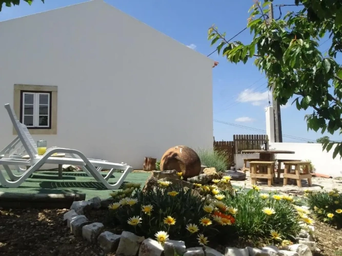 2 Bedrooms Villa