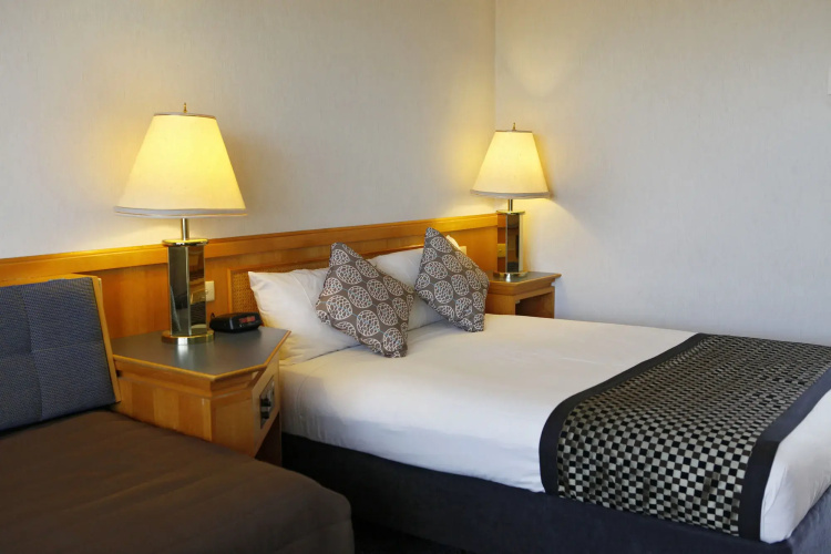 Bayside Geelong Hotel & Apartments, an Ascend Collection Hotel