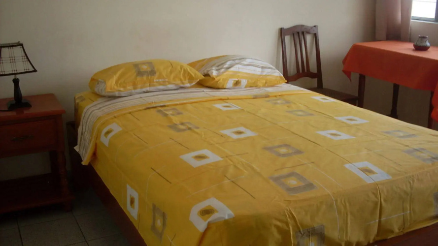 Hostal El Colibrí