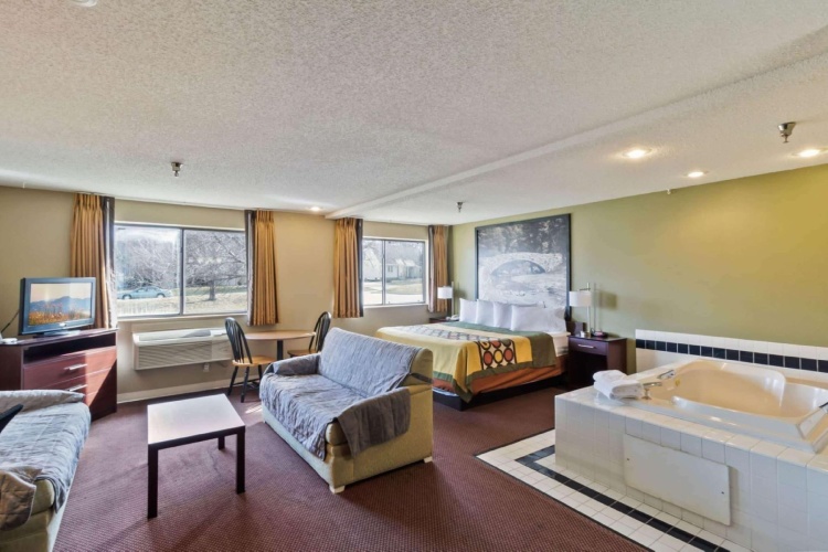 Double Suite