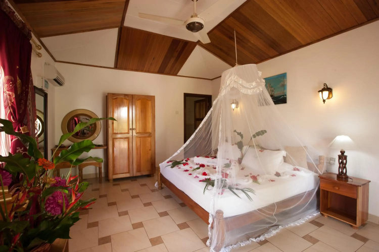 Etoile Labrine Guest House