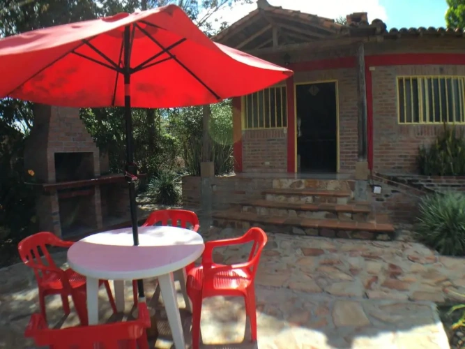 2 Bedrooms Bungalow