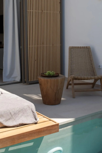 Nuca Mykonos