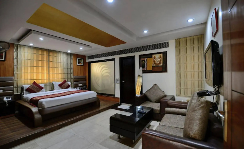 Daanish Residency Hotel