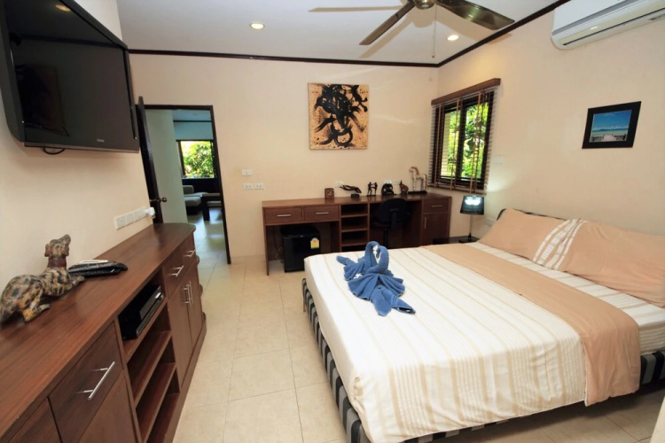 Beachfront Resort Villa Fleur w Private Pool at Only 20 Meters From Beach