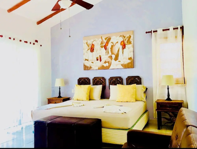 19 Pax 2 Connected Pool Villas