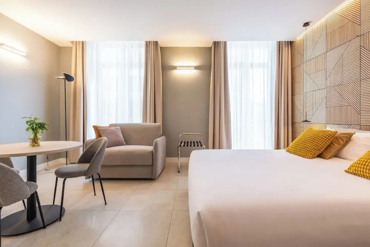 Karalin Sonnino Suites