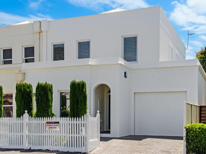 Double Cottage