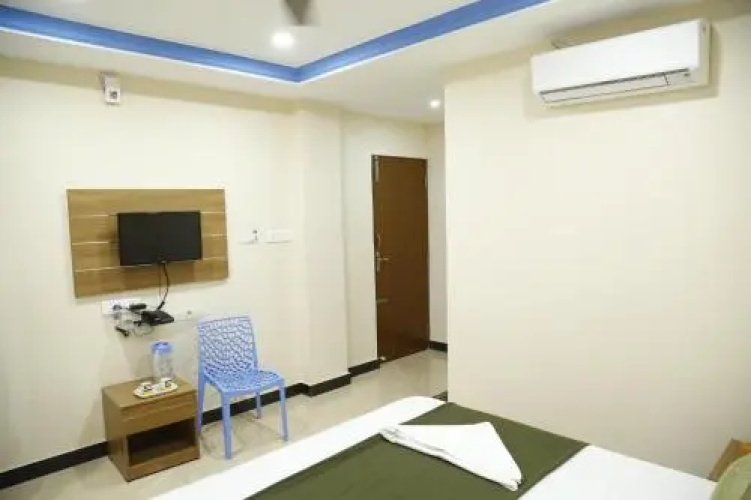 Hotel Amirtham Inn