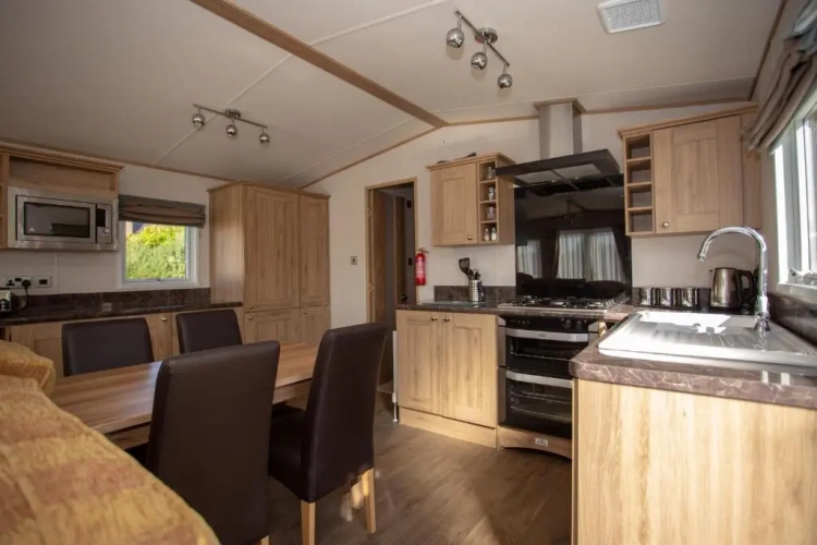 3 Bedrooms Chalet
